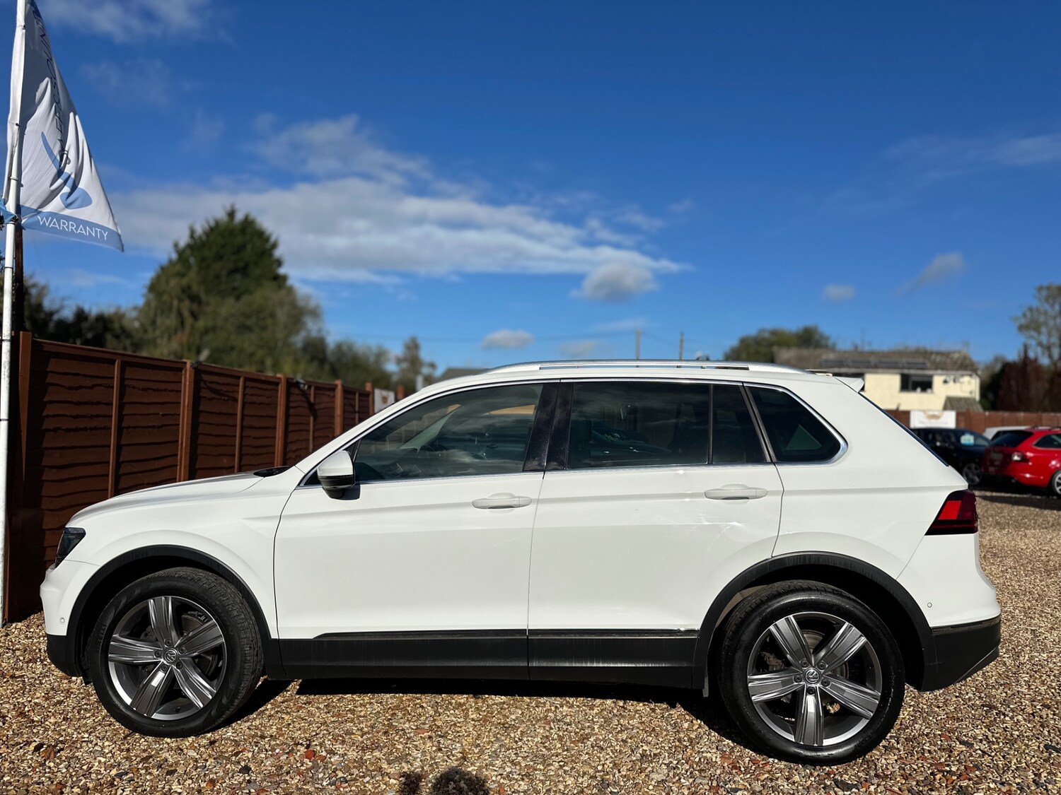 Used Volkswagen Tiguan 2016 for sale - 76305134: Photo 24