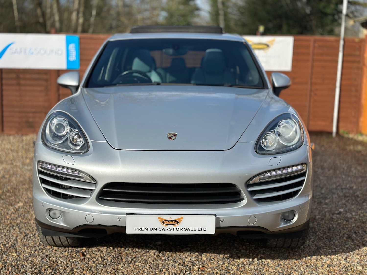 Used Porsche Cayenne 2012 for sale - 77818257: Photo 3