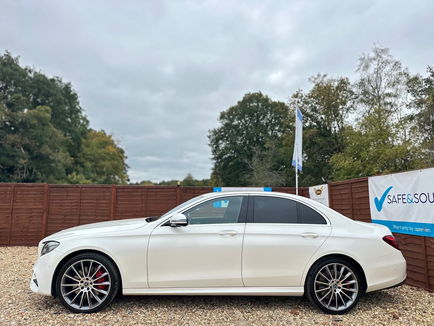 Used Mercedes-Benz E Class 2019 for sale - 76309757: Photo 14