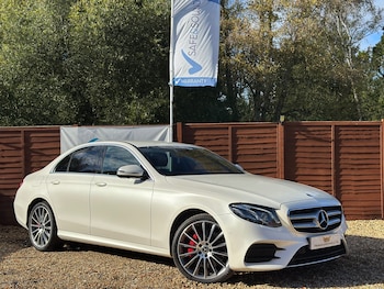 2019 (19) - E450 4Matic AMG Line Edition Premium White Pearl Automatic Full MBSH 4-Door