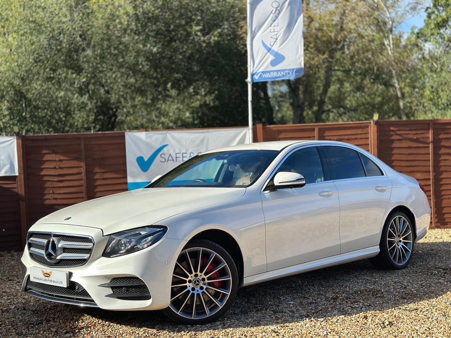 Used Mercedes-Benz E Class 2019 for sale - 76309757: Photo 2