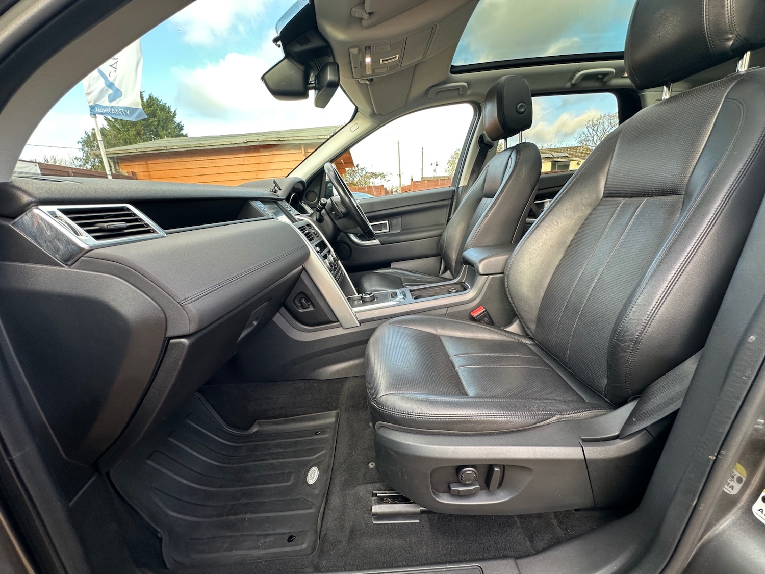 Used Land Rover Discovery Sport 2019 for sale - 76618549: Photo 16