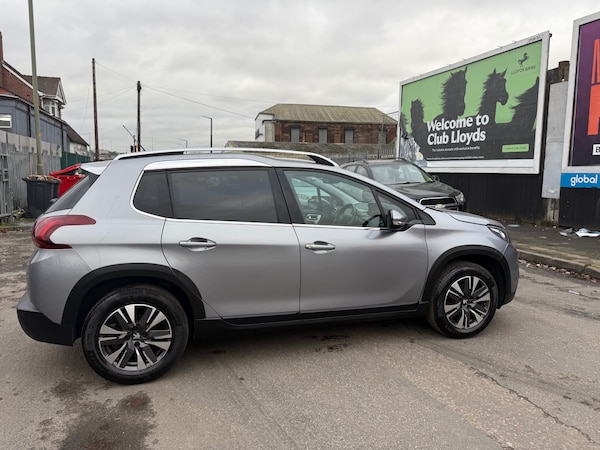 Used Peugeot 2008 2018 for sale - 73376161: Photo 10
