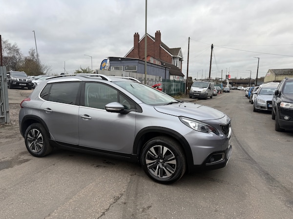 Used Peugeot 2008 2018 for sale - 73376161: Photo 9