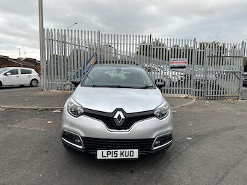 Used Renault Captur 2015 for sale - 75639781: Photo