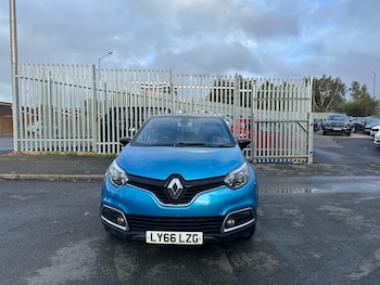 Used Renault Captur 2017 for sale - 75999998: Photo 3