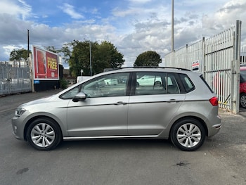 Used Volkswagen Golf SV 2017 for sale - 75918464: Photo