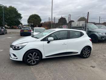 Used Renault Clio 2018 for sale - 72229932: Photo