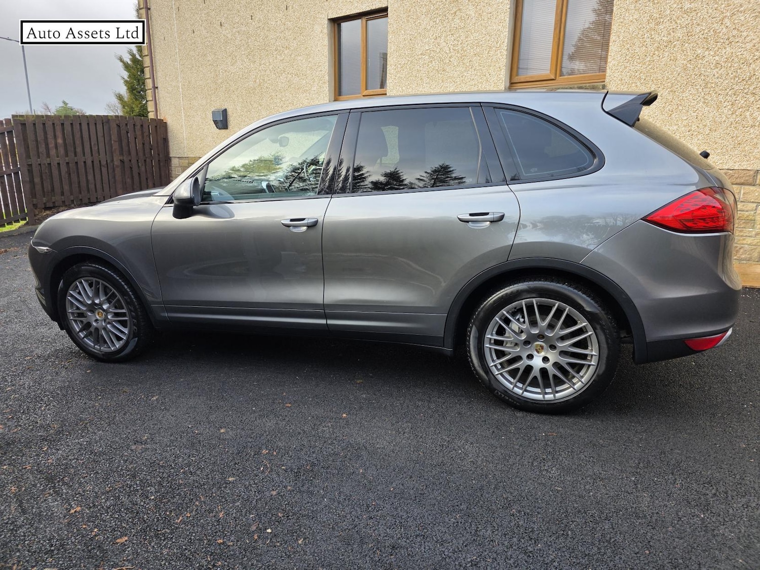 Used Porsche Cayenne 2014 for sale - 77079397: Photo 10