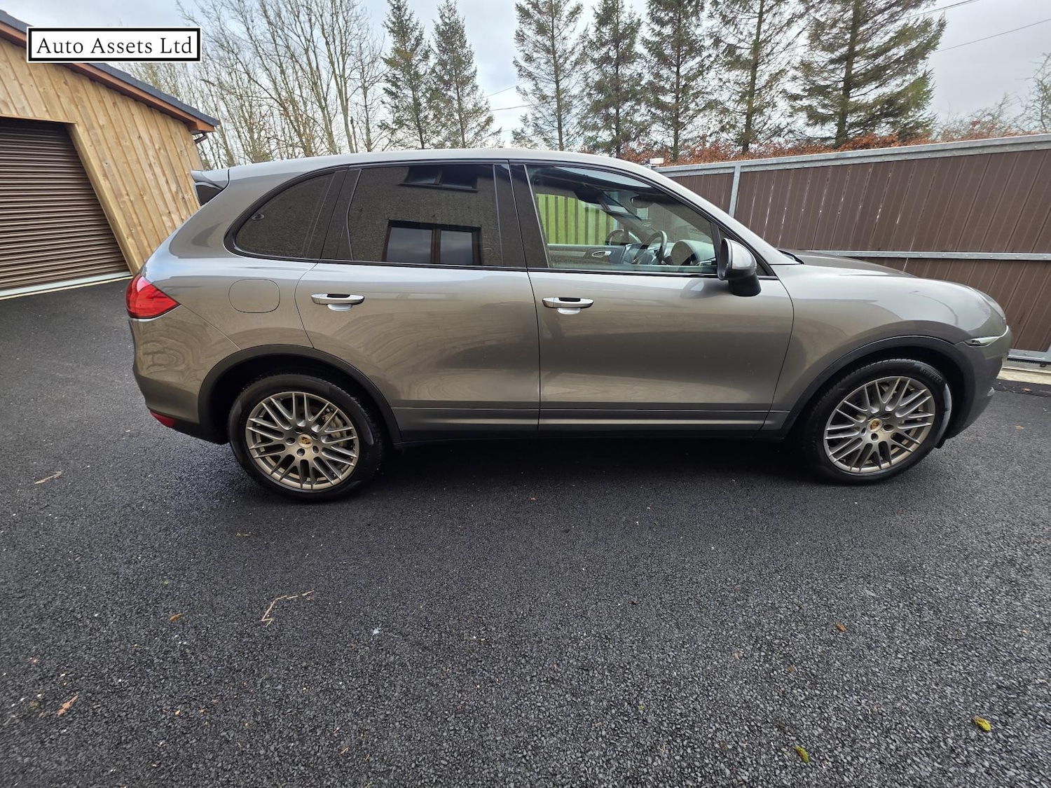 Used Porsche Cayenne 2014 for sale - 77079397: Photo 4
