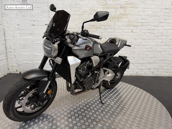 Used Honda CB1000R 2021 for sale - bike-77746268: Photo