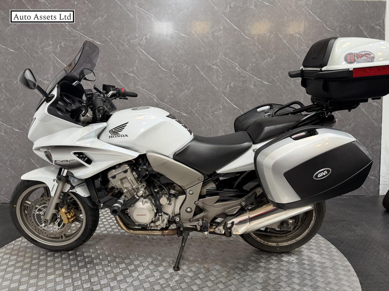 Used Honda CBF 2009 for sale - 78660232: Photo 4