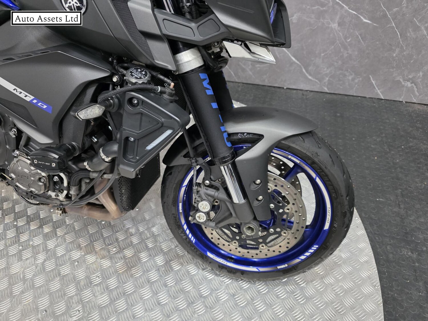 Used Yamaha MT-10 2016 for sale - 78897820: Photo 8