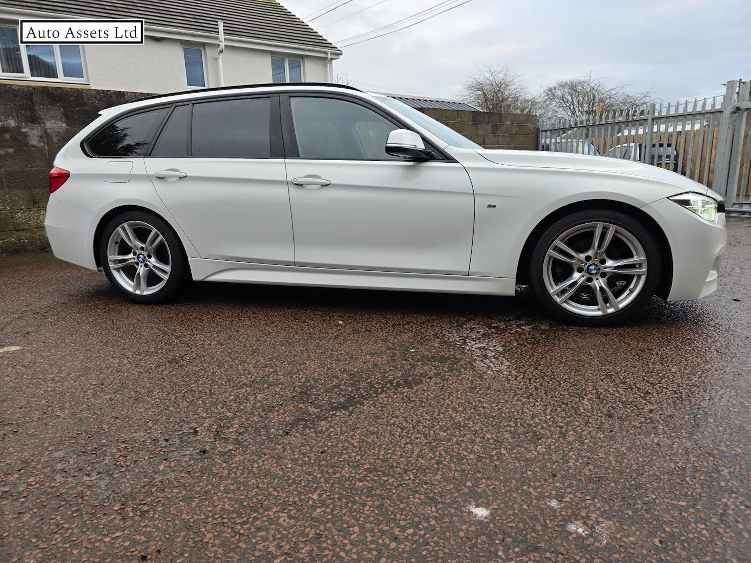 Used BMW 3 Series 2016 for sale - 77241149: Photo 11