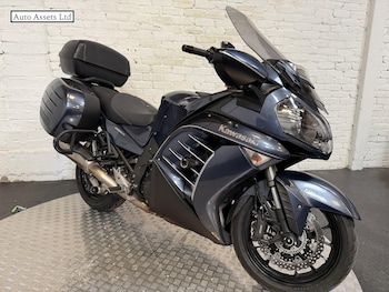 Used Kawasaki 1400GTR 2017 for sale - bike-77592386: Photo