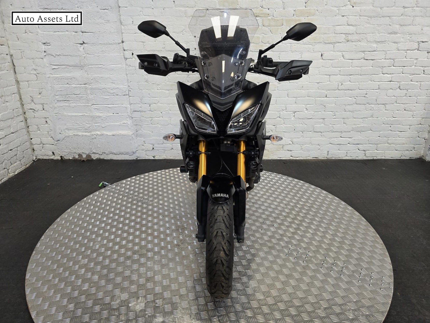 Used Yamaha MT-09 2017 for sale - 78424355: Photo 2