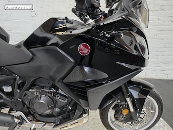 Used Honda NT1100 2022 for sale - bike-78095292: Photo