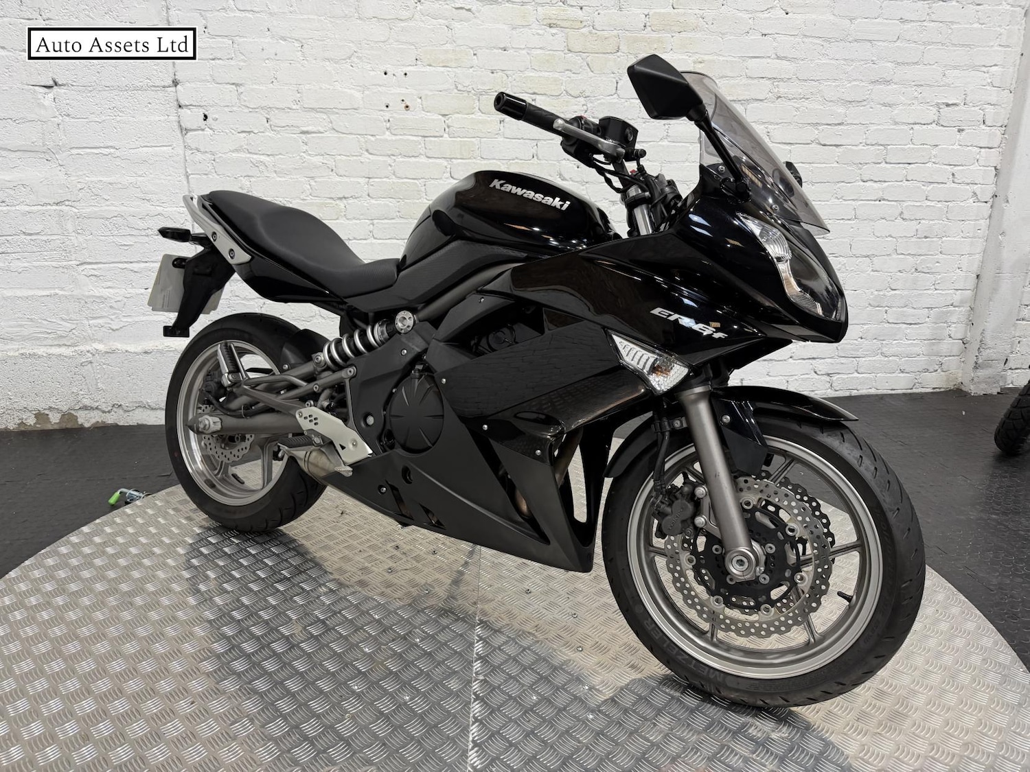 Used Kawasaki ER 2010 for sale - 78424372: Photo 2