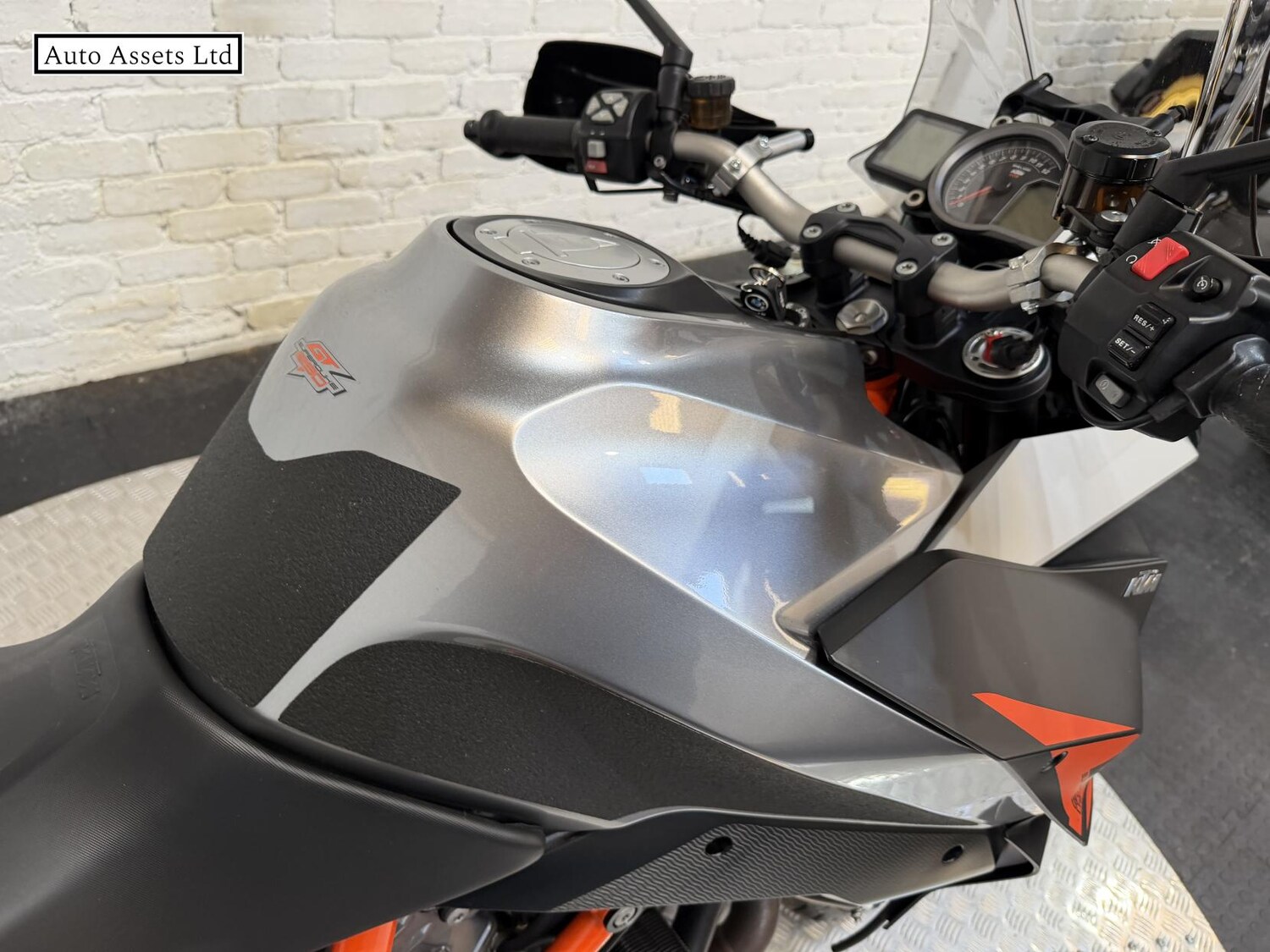KTM 1290 Super Duke GT