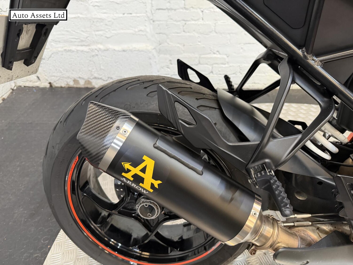 KTM 1290 Super Duke GT