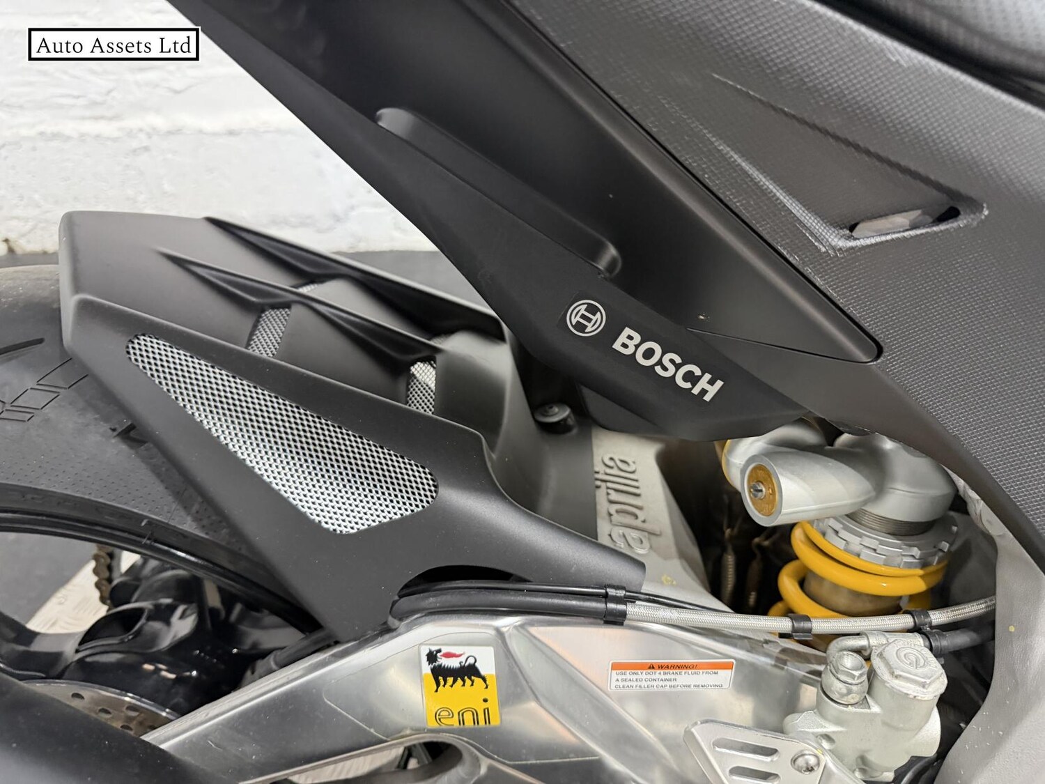 Aprilia Tuono 1000 V4