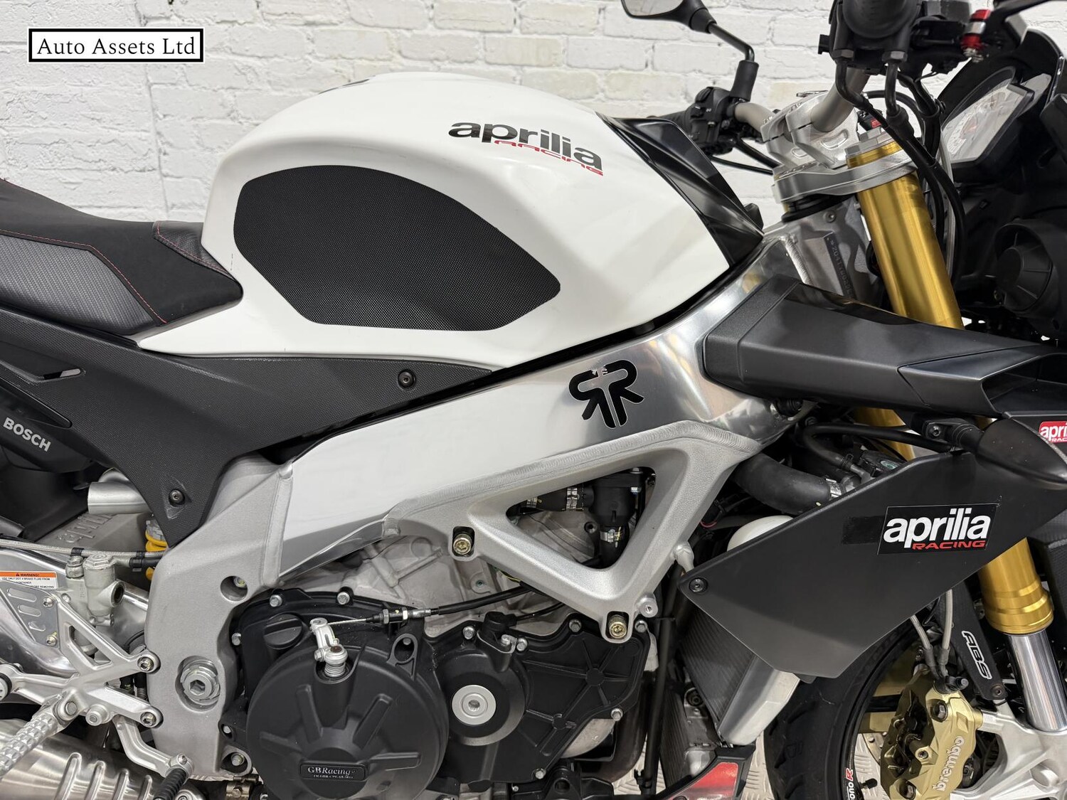 Aprilia Tuono 1000 V4