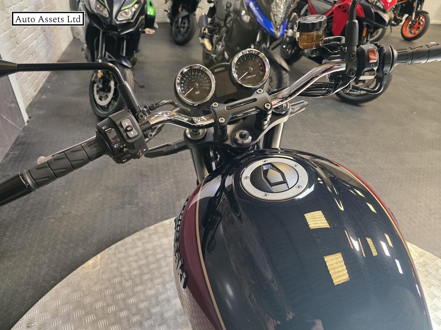 Used Kawasaki Z900 RS 2023 for sale - 78716509: Photo 21