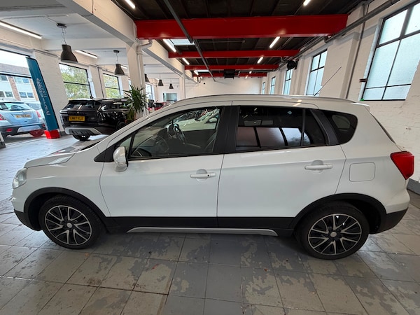 Used Suzuki SX4 S-Cross 2014 for sale - 76172531: Photo 4