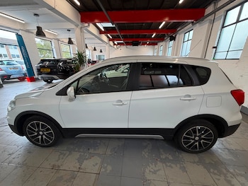 Used Suzuki SX4 S-Cross 2014 for sale - 76172531: Photo 4