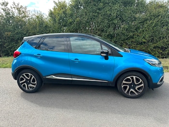 Used Renault Captur 2015 for sale - 75660517: Photo