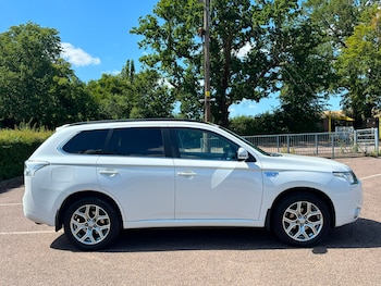 Used Mitsubishi Outlander 2014 for sale - 75570093: Photo