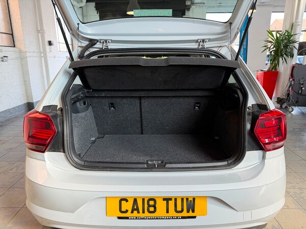 Used Volkswagen Polo 2018 for sale - 76191215: Photo 6
