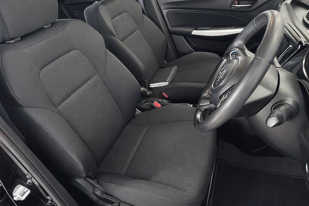 Used Suzuki Swift 2018 for sale - 77786565: Photo 8