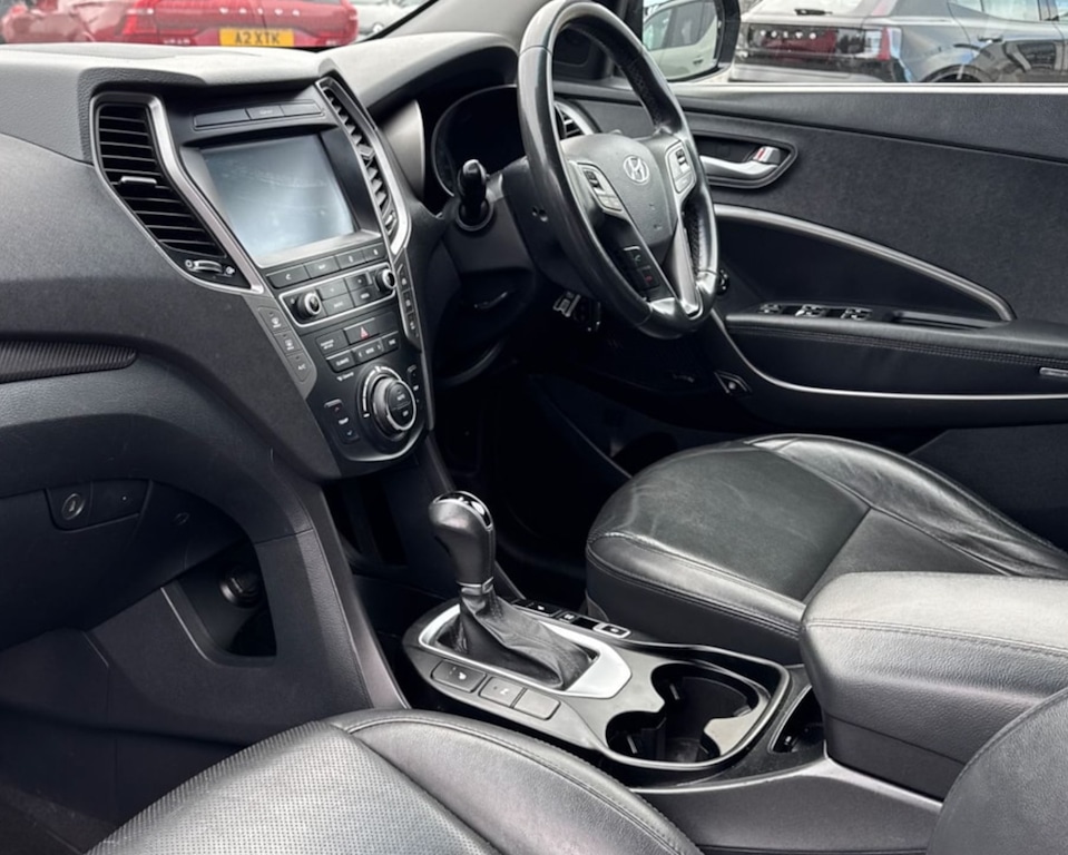 Used Hyundai Santa Fe 2016 for sale - 76948670: Photo 6