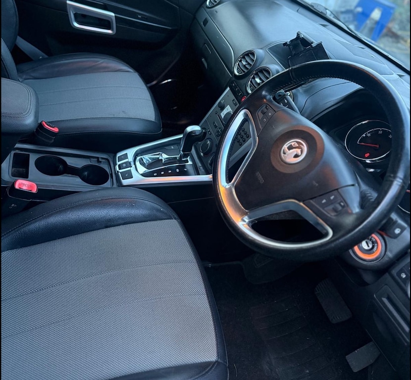 Used Vauxhall Antara 2013 for sale - 77269519: Photo 8