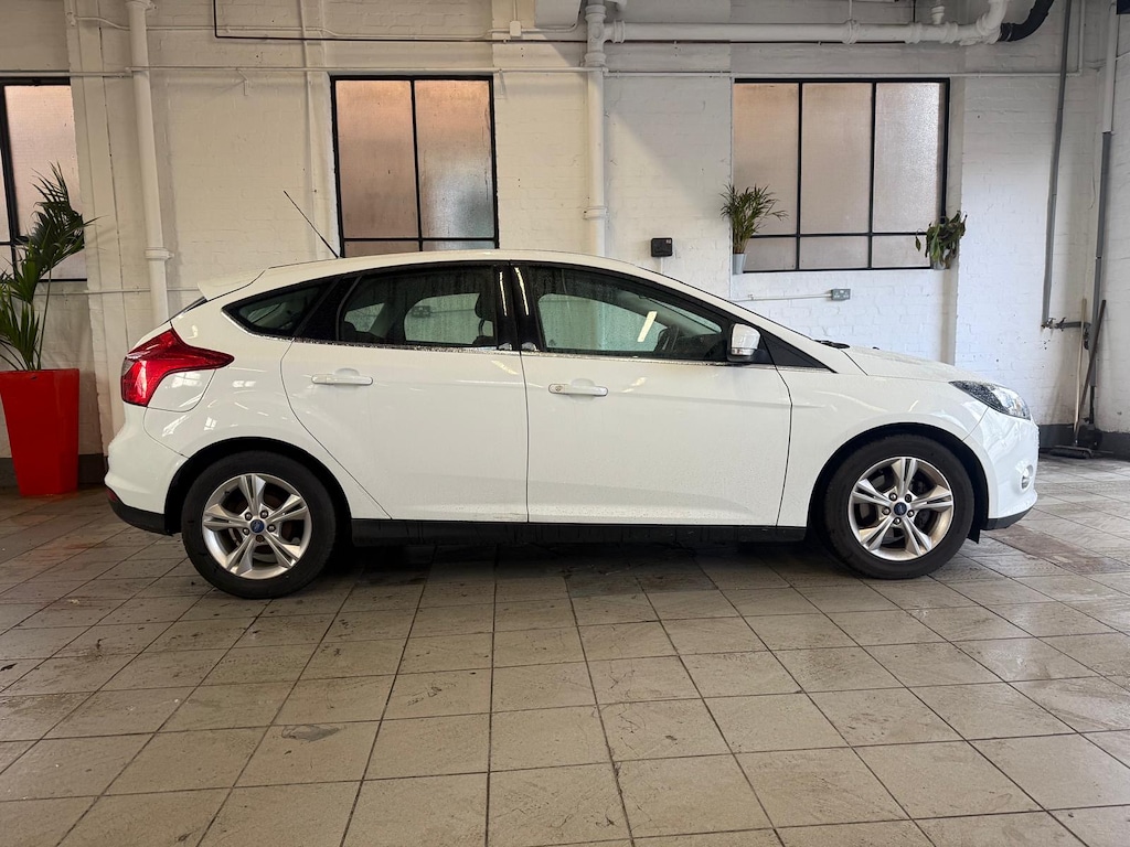 Used Ford Focus 2013 for sale - 77641060: Photo 7