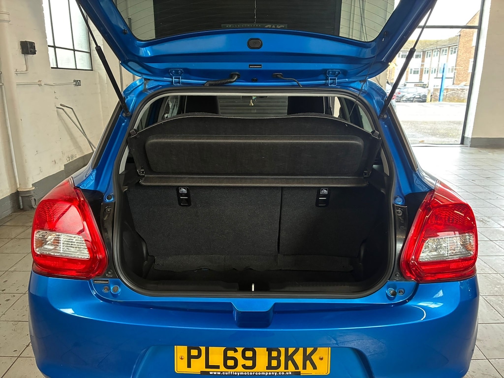 Used Suzuki Swift 2020 for sale - 77232417: Photo 9