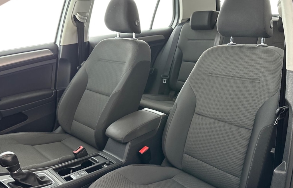 Used Volkswagen Golf 2015 for sale - 76191217: Photo 4