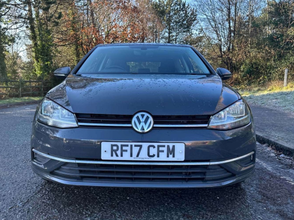 Used Volkswagen Golf 2017 for sale - 77232415: Photo 2