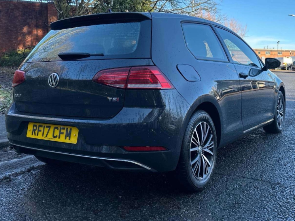 Used Volkswagen Golf 2017 for sale - 77232415: Photo 7