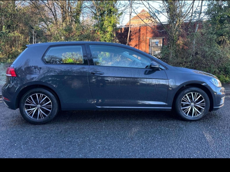 Used Volkswagen Golf 2017 for sale - 77232415: Photo 8