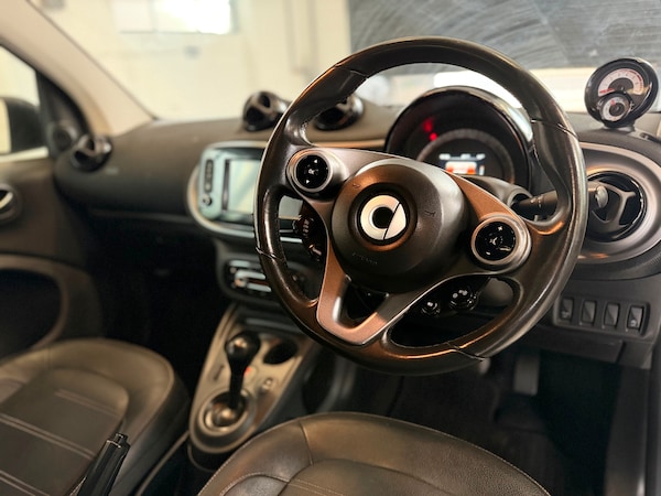 Used smart fortwo 2016 for sale - 76204058: Photo 10
