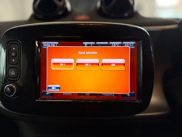 Used smart fortwo 2016 for sale - 76204058: Photo 14