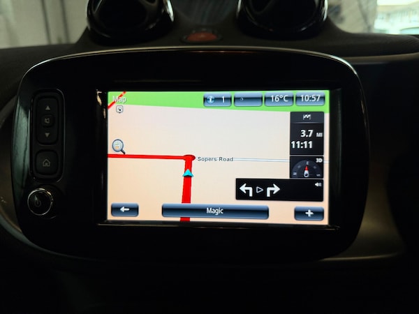 Used smart fortwo 2016 for sale - 76204058: Photo 15