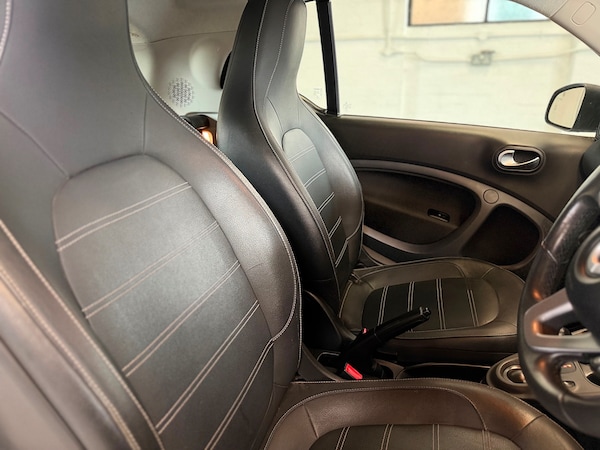 Used smart fortwo 2016 for sale - 76204058: Photo 9