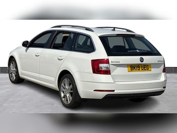 Used Skoda Octavia 2019 for sale - 75641392: Photo