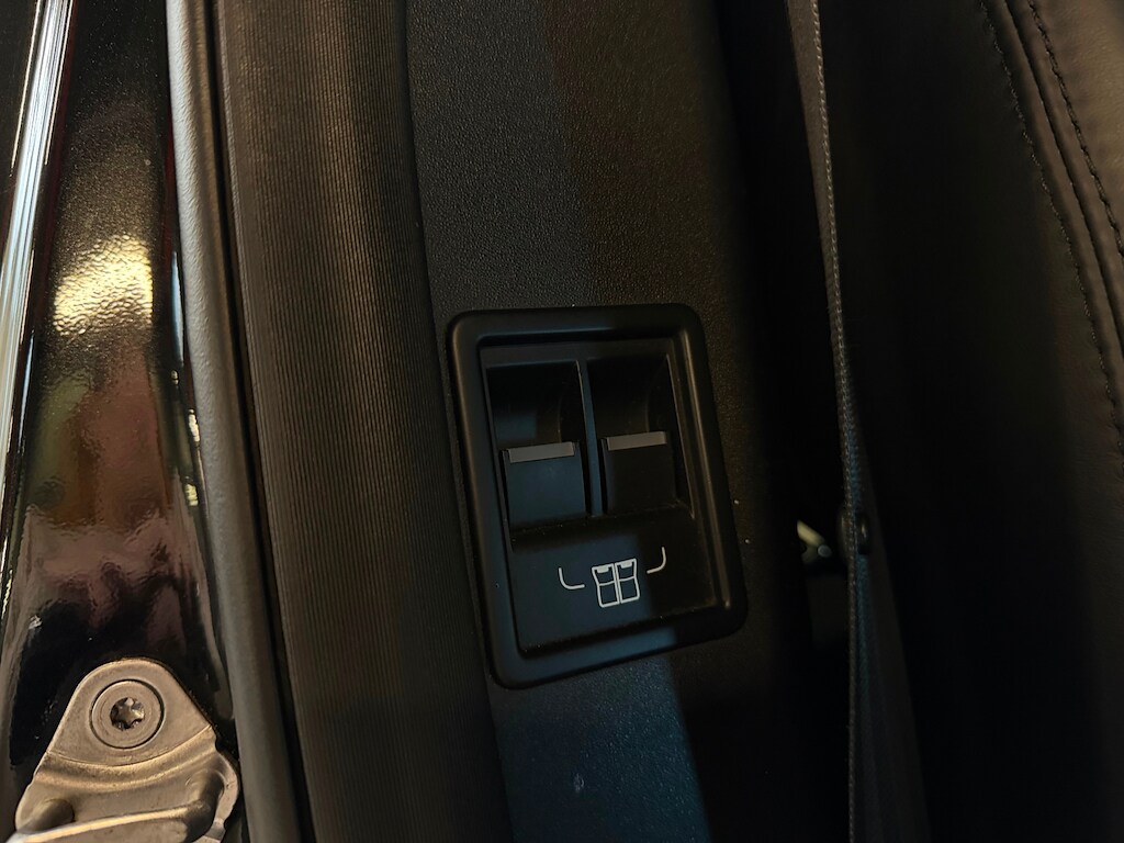 Used Land Rover Discovery 2017 for sale - 76361995: Photo 15