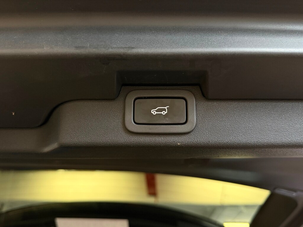 Used Land Rover Discovery 2017 for sale - 76361995: Photo 17