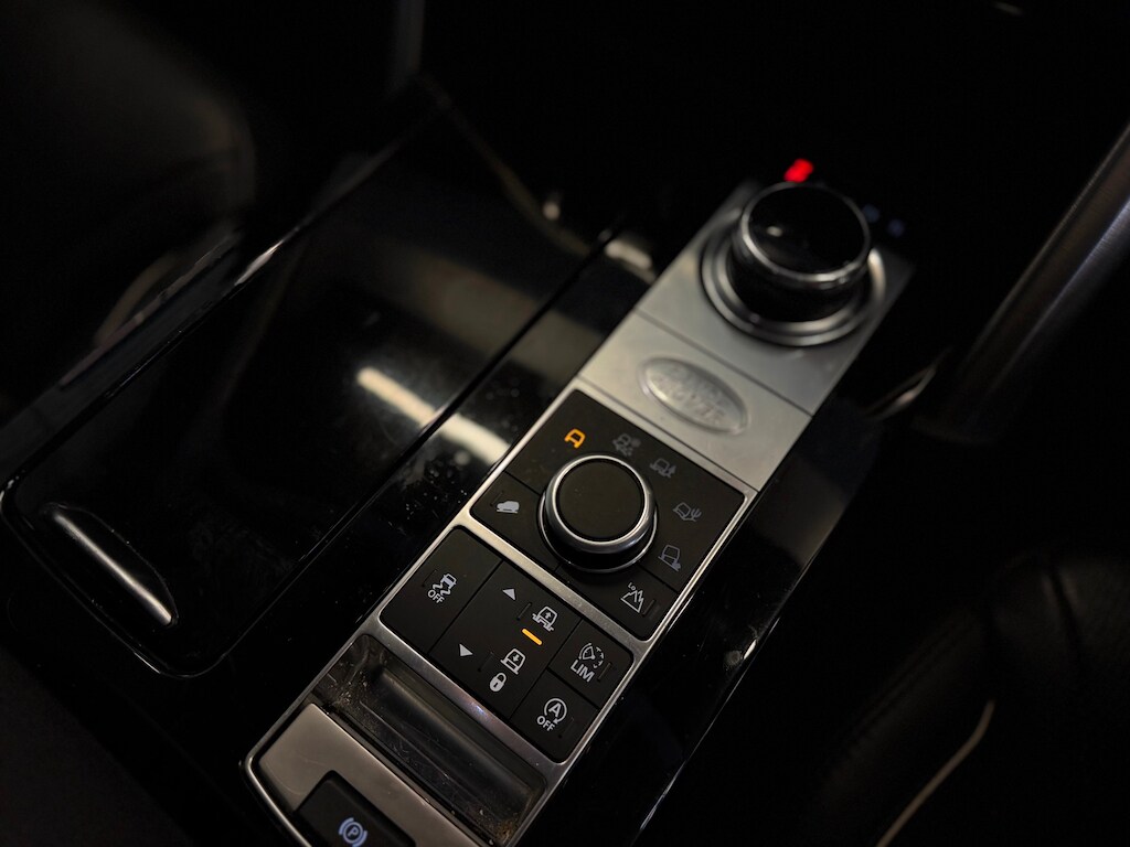 Used Land Rover Discovery 2017 for sale - 76361995: Photo 18