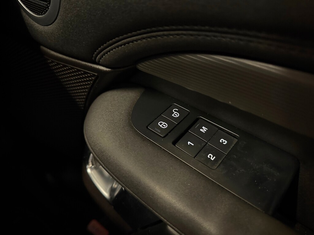 Used Land Rover Discovery 2017 for sale - 76361995: Photo 34